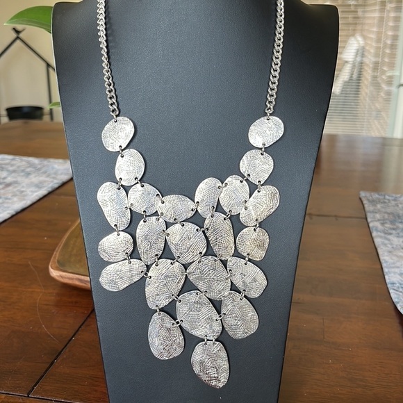 Natasha Large Bib Style Statement Necklace Silver Tone Big Bold - Picture 8 of 11